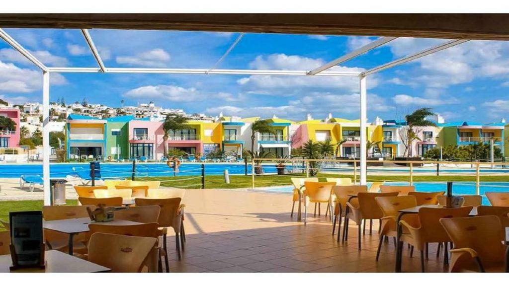 Marina De Albufeira Orada Resort - 2-Bed Apartment With Huge Pool Extérieur photo